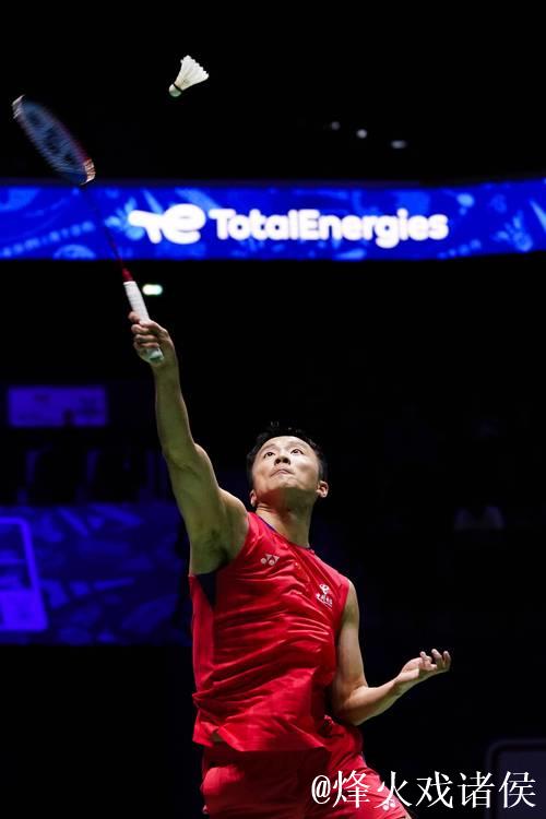 羽毛球世锦赛：中国选手陆光祖惊险过关挺进次轮