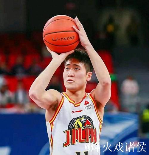 吉林力克长沙勇胜 姜伟泽贡献13分6助 摩尔砍下18分8板5助